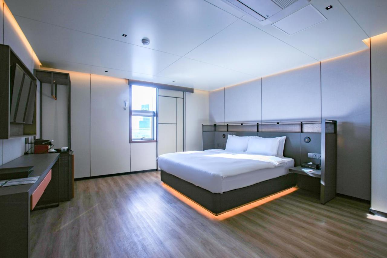 L&L City Hotel Jeju Exterior photo
