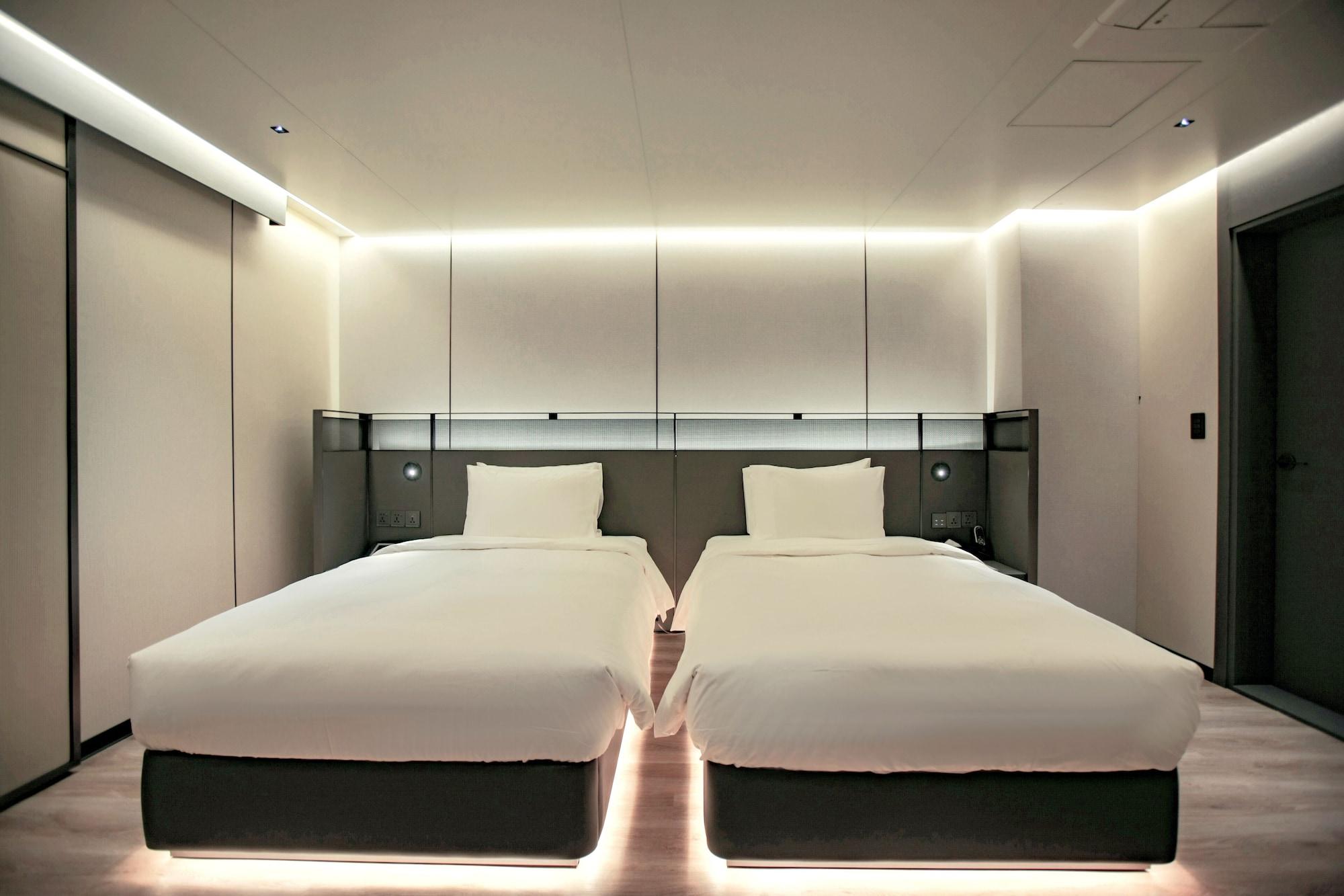 L&L City Hotel Jeju Exterior photo