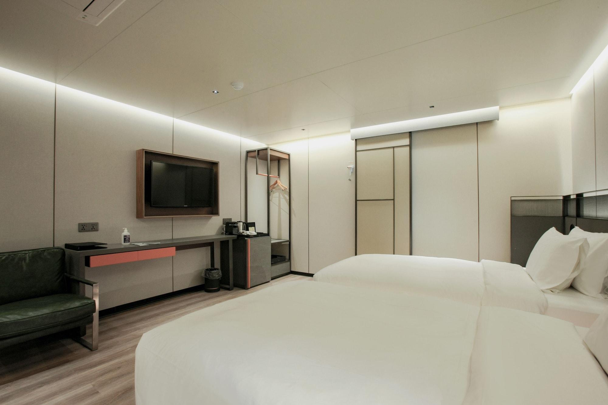 L&L City Hotel Jeju Exterior photo
